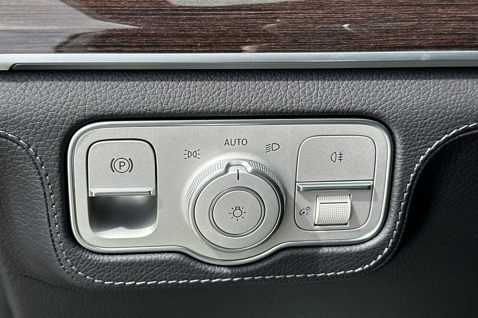New 2026 Mercedes-Benz GLE 53 AMG 4MATIC image 29