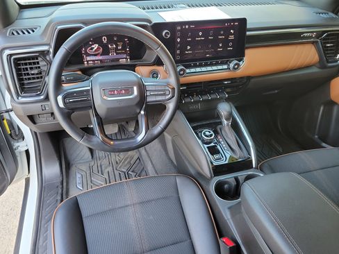 Used 2023 GMC Canyon AT4 AWD/4WD image 14
