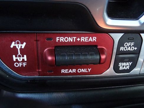 Used 2026 Jeep Gladiator Rubicon AWD/4WD image 38