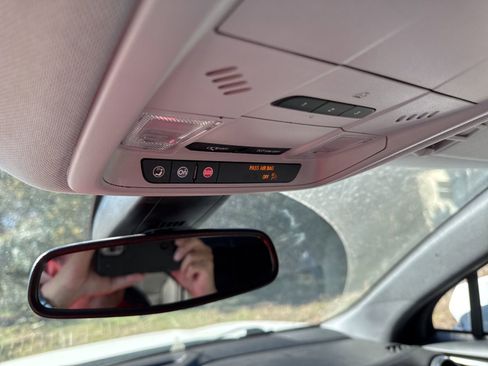 Used 2021 Chevrolet Blazer LT image 12