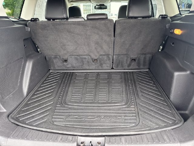 Used 2019 Ford Escape Titanium AWD/4WD image 25