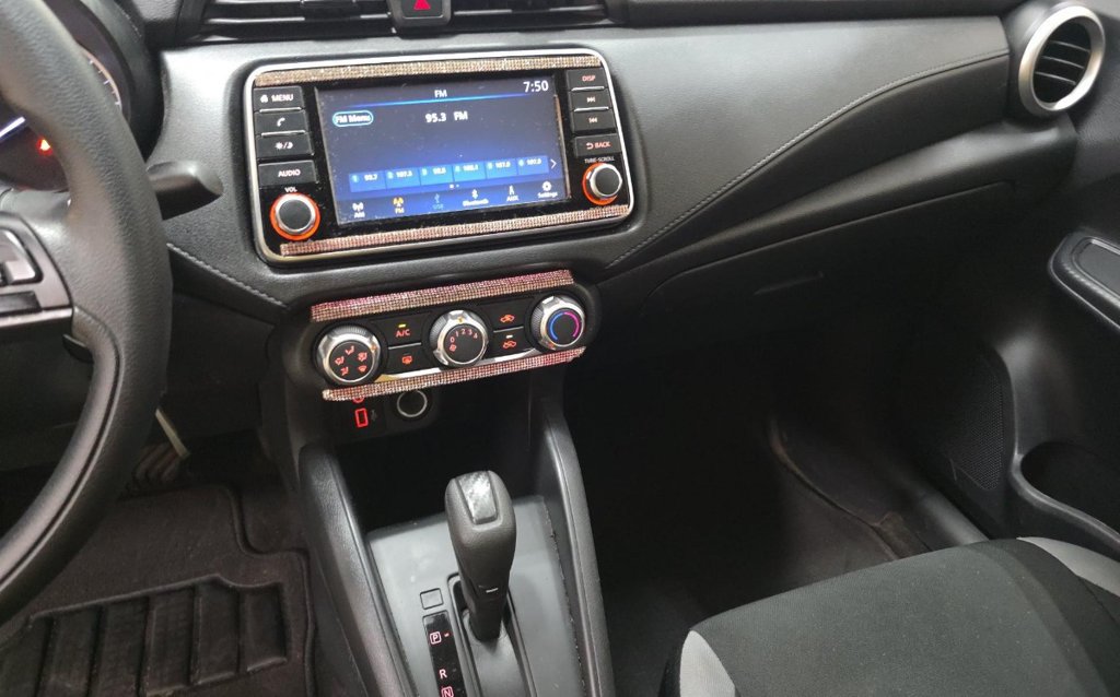 Used 2025 Nissan Versa S w/ Trunk Package FWD image 9