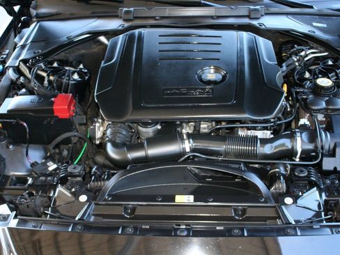 Used 2017 Jaguar XE Premium AWD/4WD image 12