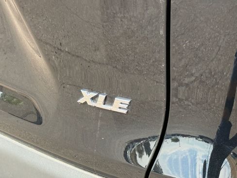 Used 2023 Toyota RAV4 XLE FWD image 8