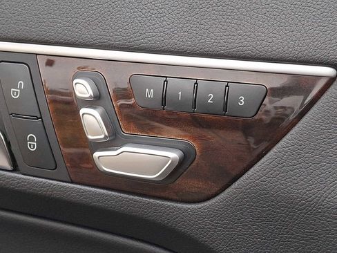 Used 2014 Mercedes-Benz E 350 Cabriolet image 24