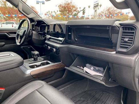 Used 2022 GMC Sierra 1500 SLT w/ SLT Premium Plus Package image 25