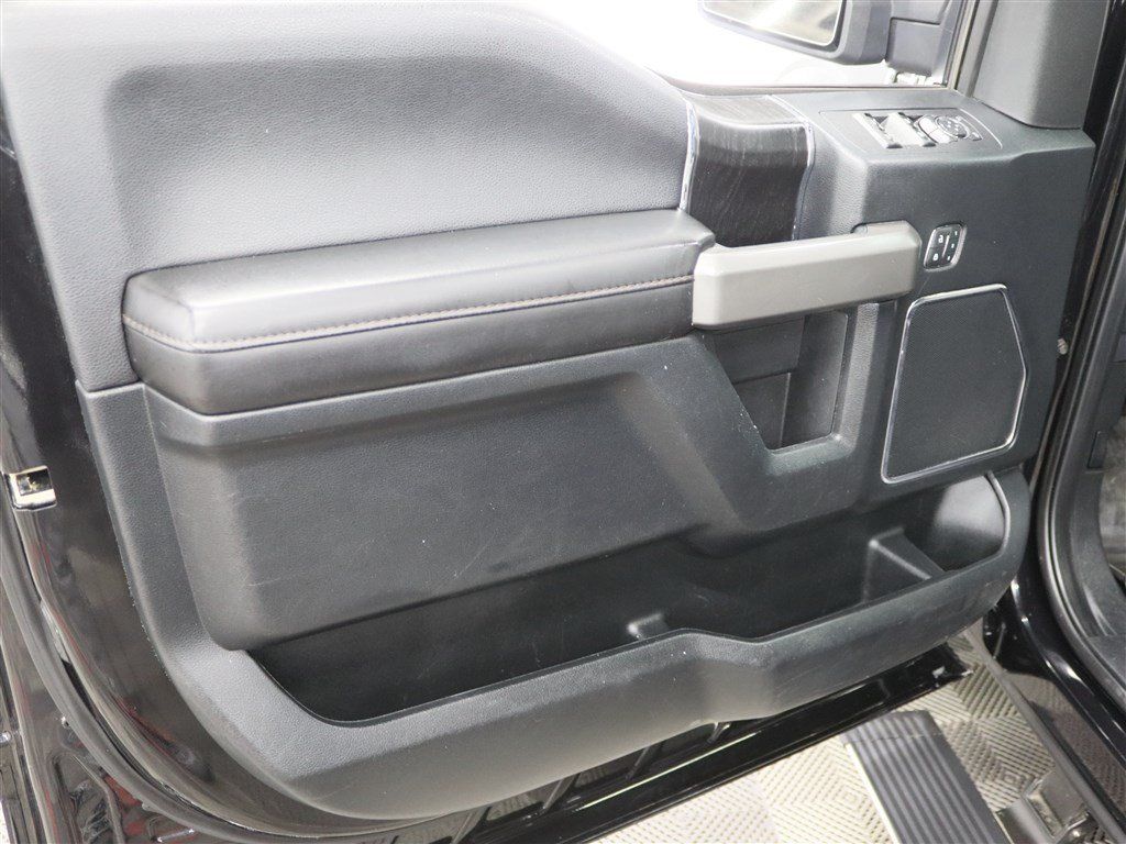 Used 2020 Ford F150 Platinum w/ Equipment Group 701A Luxury AWD/4WD image 17