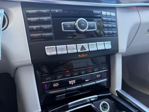 Used 2014 Mercedes-Benz E 250 BlueTEC Sedan w/ Premium 1 Package image 26
