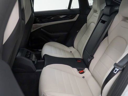 New 2026 Porsche Panamera 4 image 18