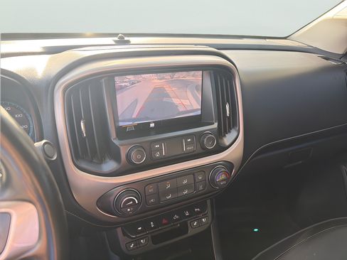 Used 2020 GMC Canyon Denali AWD/4WD image 32