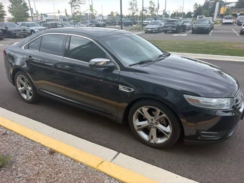 Used 2013 Ford Taurus Limited FWD image 16