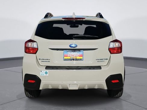 Used 2017 Subaru Crosstrek 2.0i Limited image 4