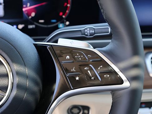 New 2026 Mercedes-Benz GLE 580 4MATIC image 34