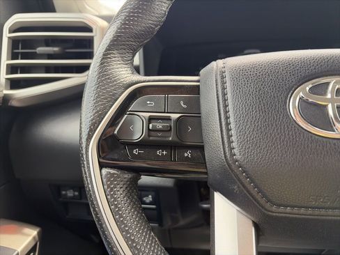 Used 2024 Toyota Tundra Limited image 17