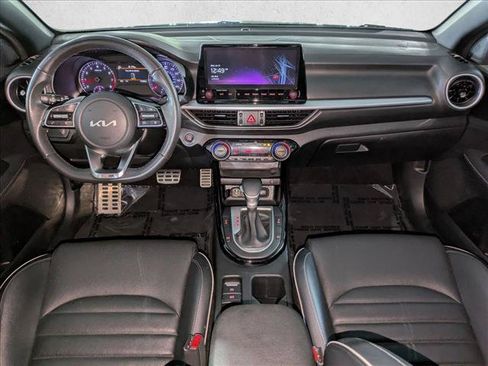 Used 2024 Kia Forte GT-Line w/ GT-Line Premium Package FWD image 17