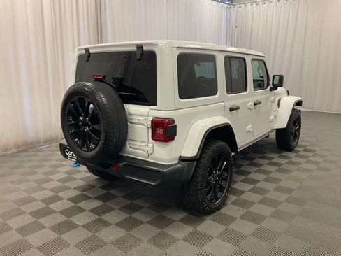 Used 2024 Jeep Wrangler Unlimited Sahara AWD/4WD image 11