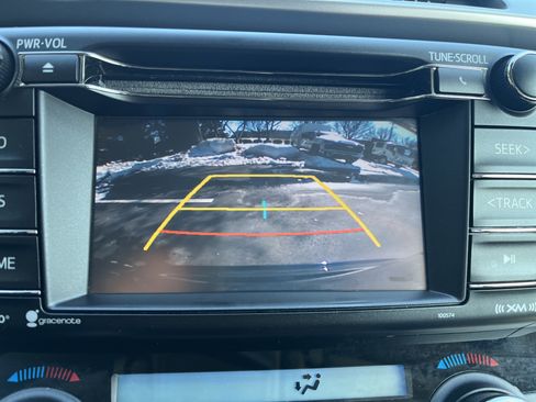 Used 2018 Toyota RAV4 XLE image 24