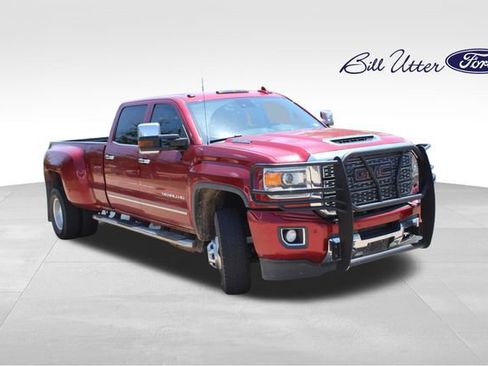 Used 2018 GMC Sierra 3500 Denali w/ Duramax Plus Package AWD/4WD image 3