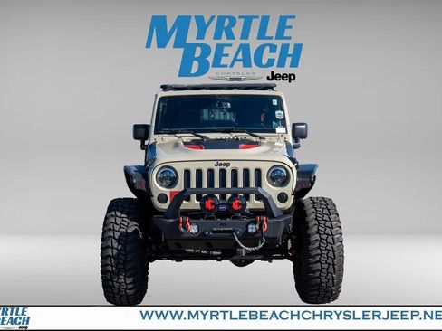 Used 2017 Jeep Wrangler Unlimited Rubicon image 9