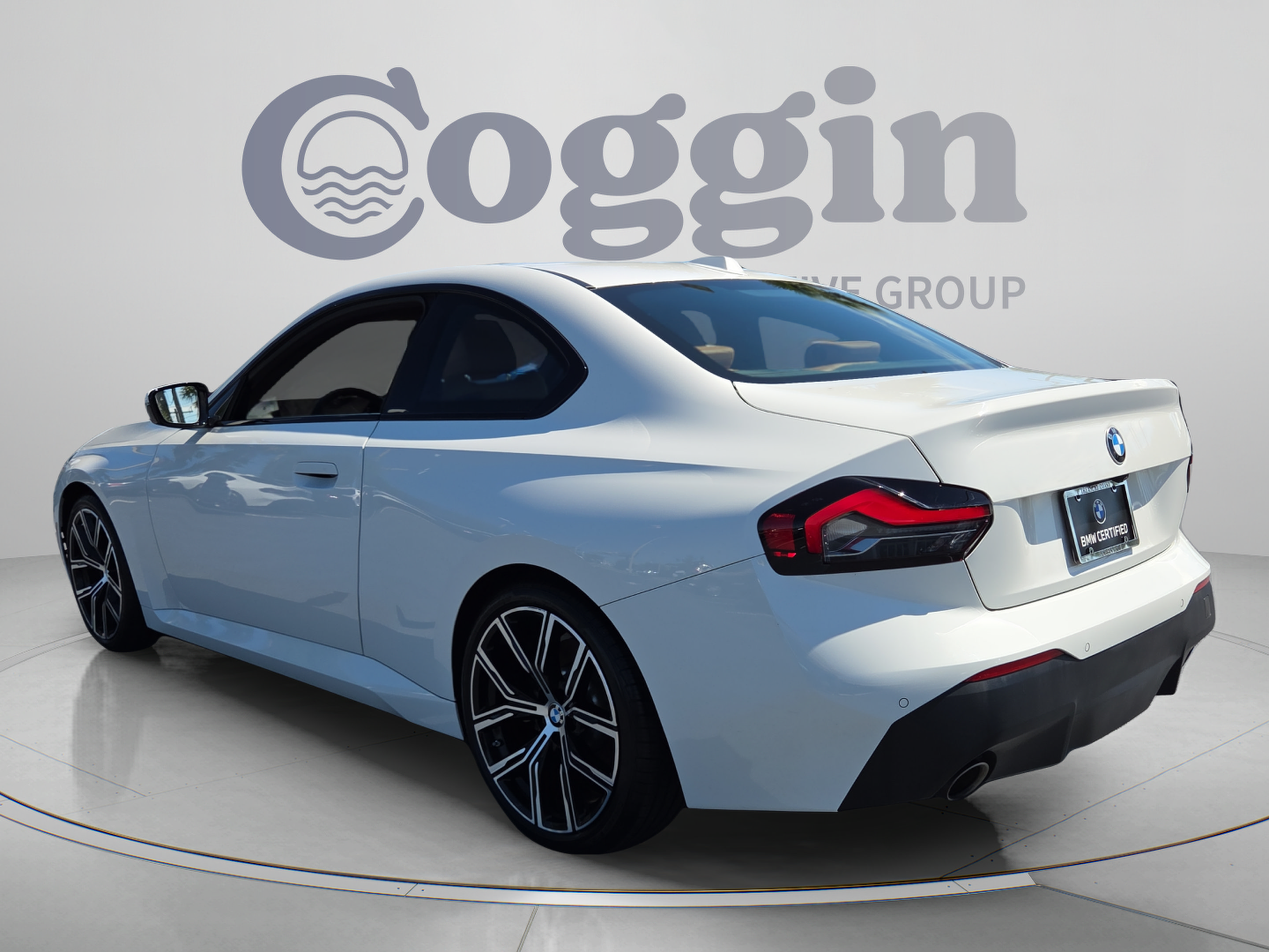 Certified 2023 BMW 230i Coupe w/ Convenience Package RWD image 3