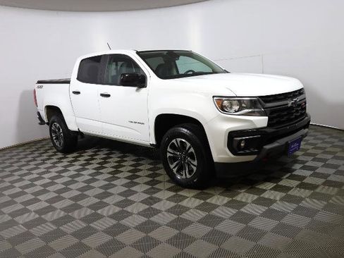 Used 2022 Chevrolet Colorado Z71 w/ Safety Package image 4