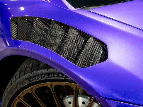 Used 2021 Lamborghini Huracan EVO RWD image 33