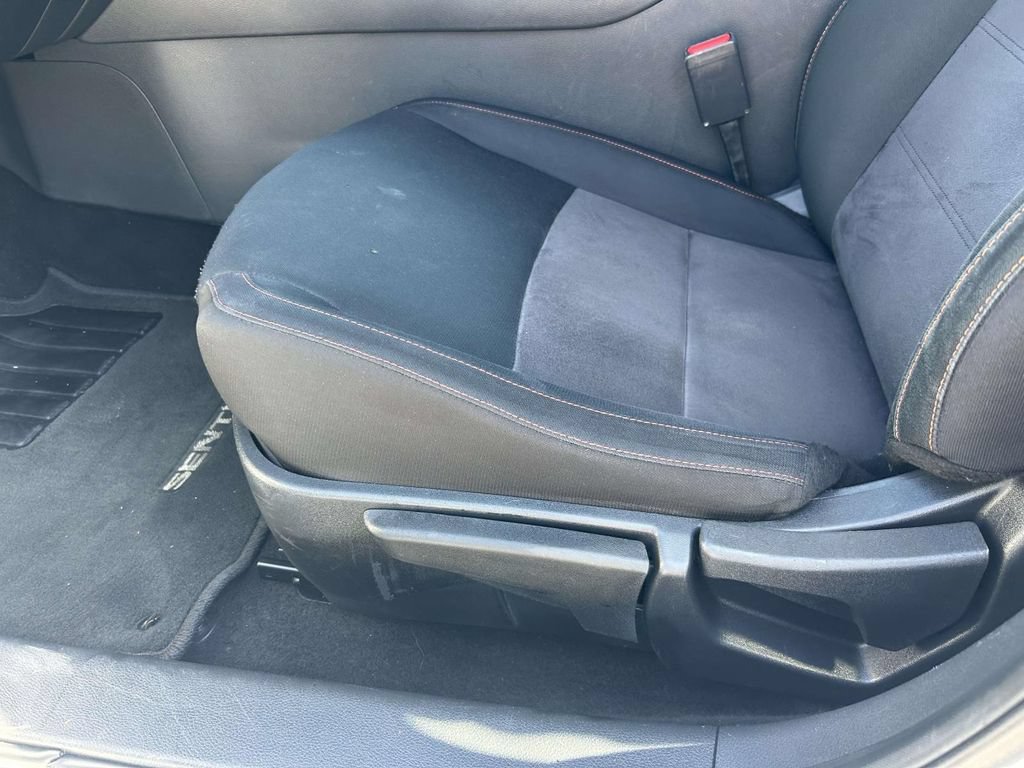 Used 2025 Nissan Sentra SR FWD image 21