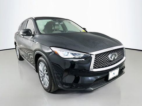 Used 2025 INFINITI QX50 Luxe image 3
