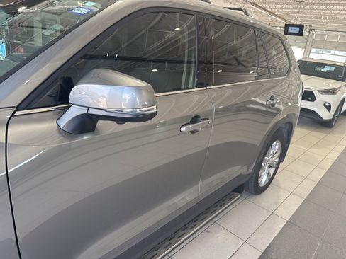 Used 2026 Toyota Grand Highlander Limited image 5