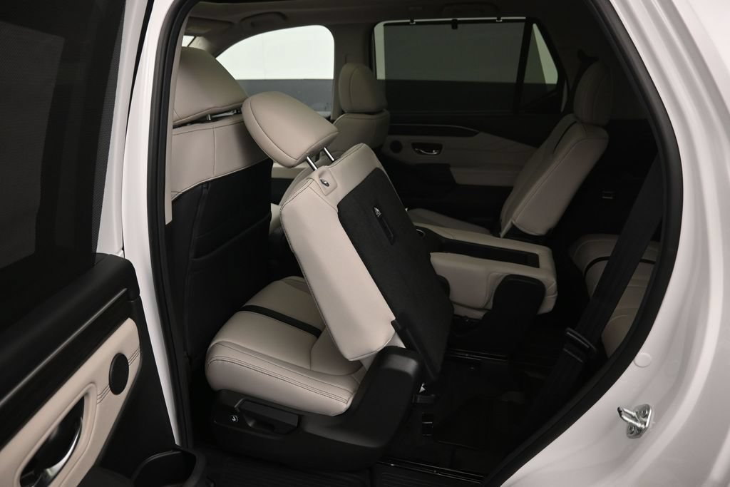 New 2026 Honda Pilot Touring image 28