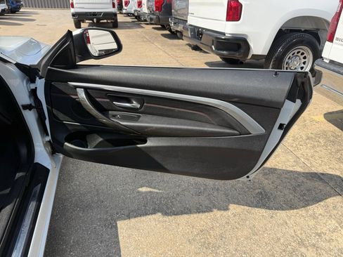 Used 2019 BMW 430i Convertible RWD image 17
