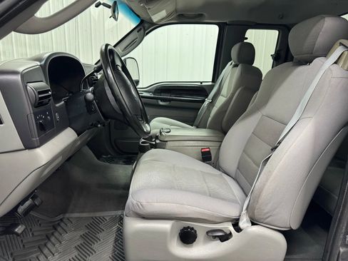 Used 2005 Ford F250 Lariat image 11