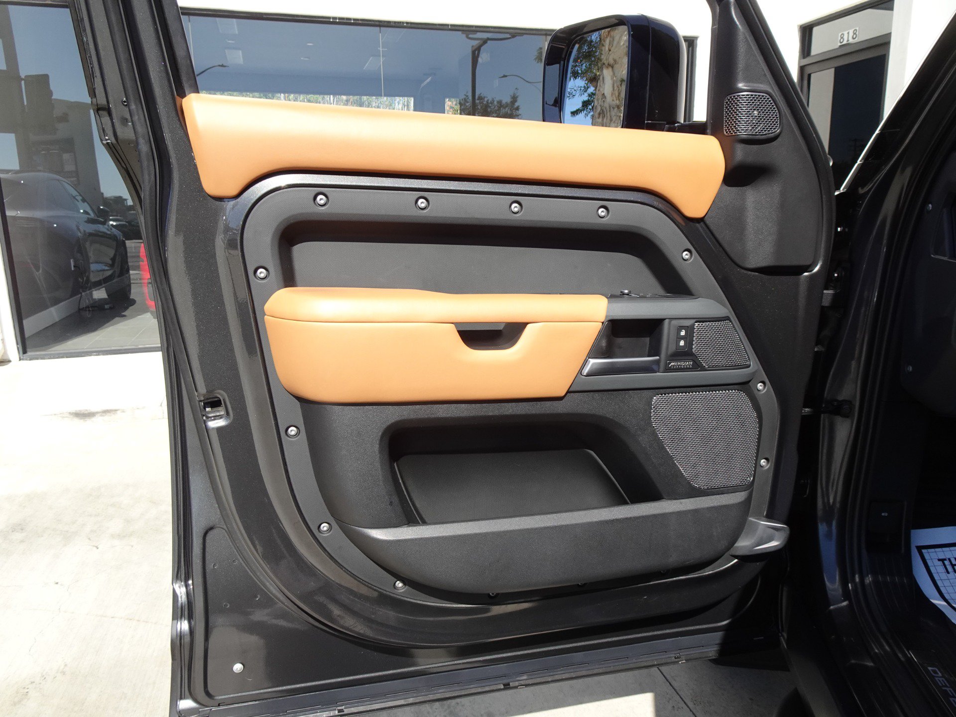 Used 2022 Land Rover Defender 110 X AWD/4WD image 13