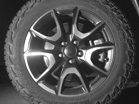 Used 2025 Jeep Compass Trailhawk AWD/4WD image 13