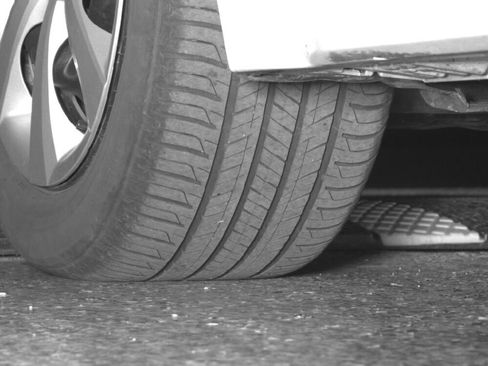 Used 2025 Toyota Corolla LE image 7