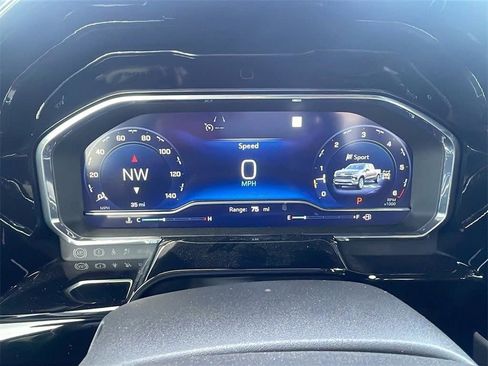New 2025 Chevrolet Silverado 1500 RST AWD/4WD image 19