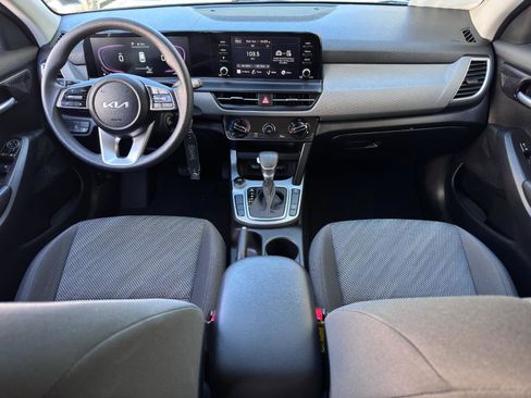 Used 2024 Kia Seltos LX image 24