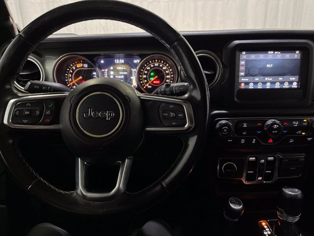 Used 2020 Jeep Wrangler Unlimited Sahara AWD/4WD image 20