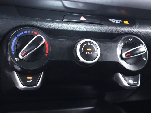 Used 2019 Kia Rio S FWD image 23