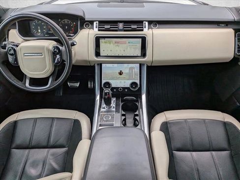 Used 2020 Land Rover Range Rover Sport HST image 18