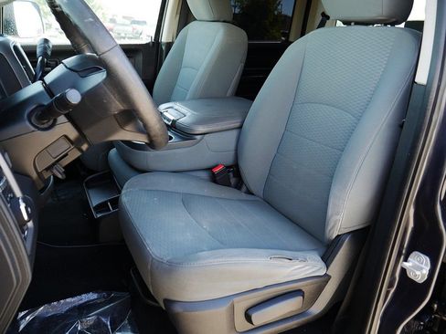 Used 2013 RAM 1500 ST w/ SXT Appearance Group AWD/4WD image 13