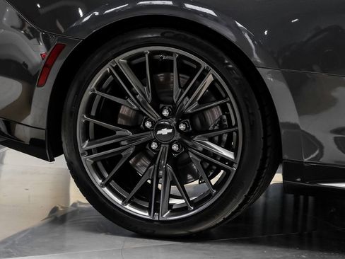 Used 2018 Chevrolet Camaro ZL1 RWD image 50