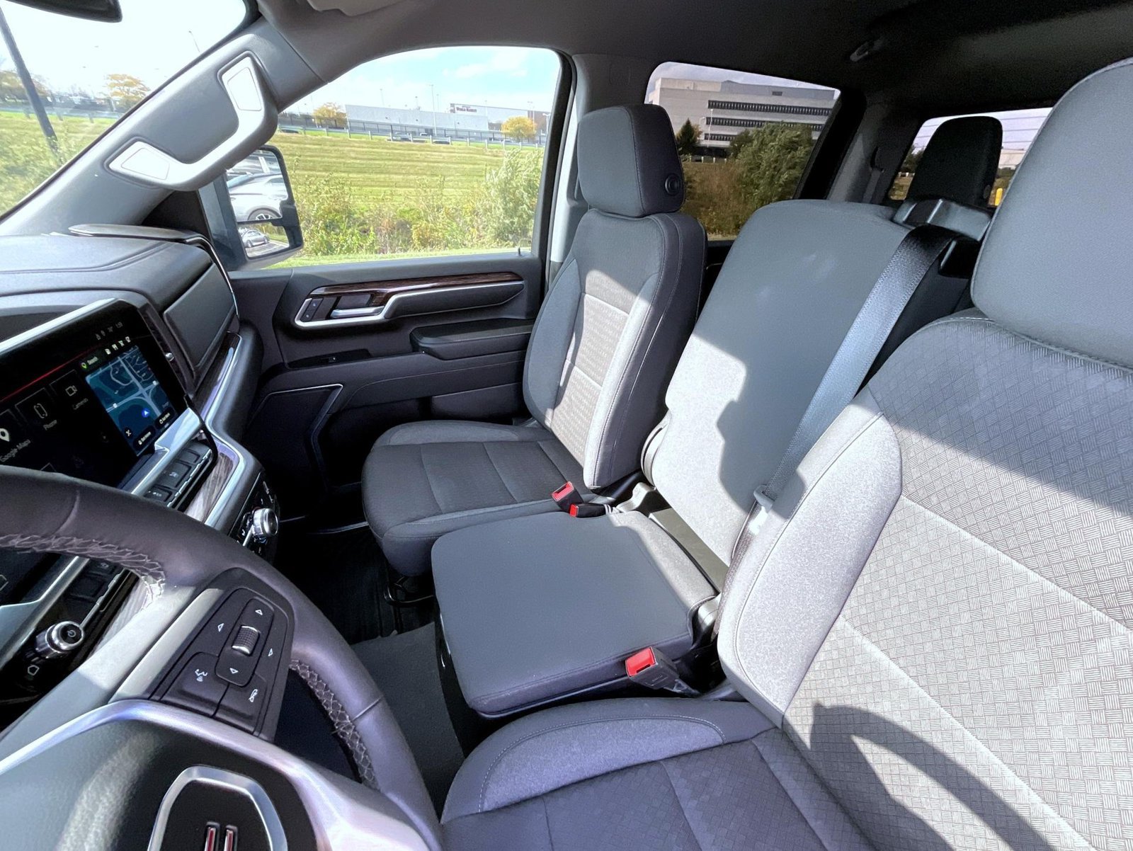 Used 2024 GMC Sierra 3500 SLE w/ SLE Value Package AWD/4WD image 13
