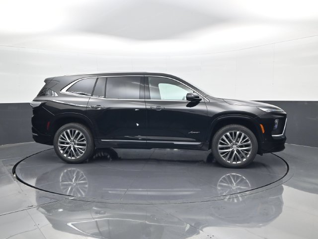 Used 2026 Buick Enclave Avenir w/ Super Cruise Package AWD/4WD image 4