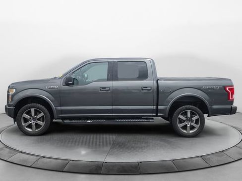 Used 2017 Ford F150 XLT w/ Equipment Group 302A Luxury AWD/4WD image 2