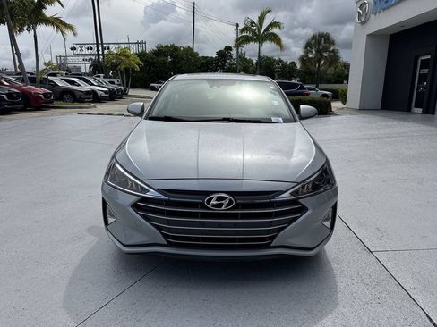 Used 2020 Hyundai Elantra Value Edition w/ Winter Weather Package FWD image 8
