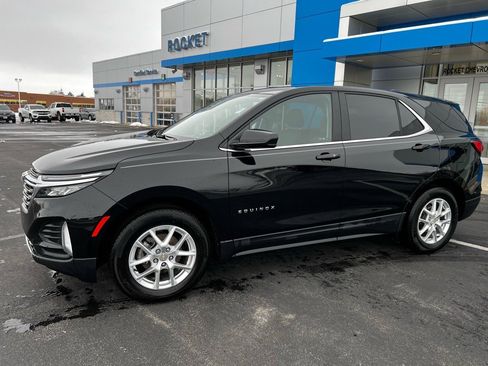 Used 2024 Chevrolet Equinox LT FWD image 1