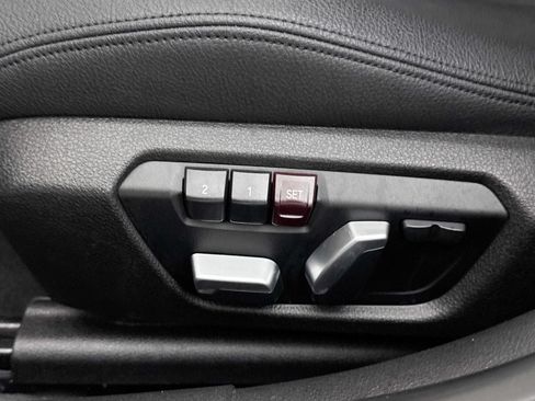 Used 2017 BMW 330i Sedan RWD image 24