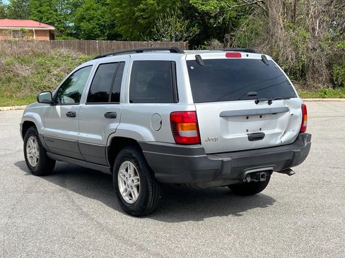 Used 2004 Jeep Grand Cherokee Laredo w/ Convenience Group image 3