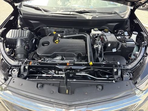 Used 2024 Chevrolet Equinox LS w/ LS Convenience Package FWD image 34